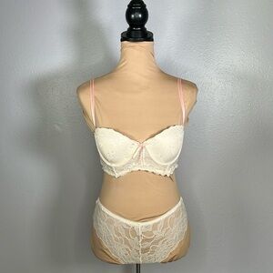 Bridal Lace Lingerie Set 34C Underwire Bra & Medium Panty, Coquette boudoir